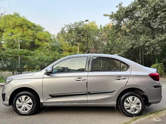 Used Honda Amaze 2nd Gen VX 1.2 Petrol MT in Delhi