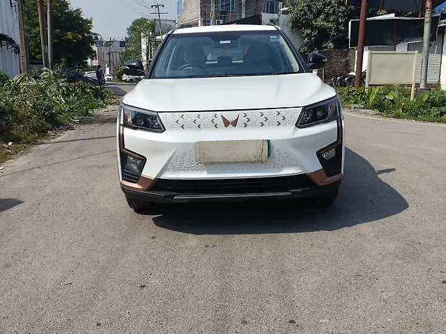 Used Mahindra XUV400 EL 39.4 KWH in Rudrapur