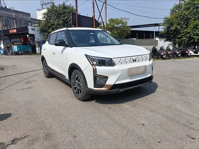 Used Mahindra XUV400 EL 39.4 KWH in Rudrapur