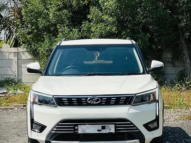 Used 2022 Mahindra XUV300 in Surat