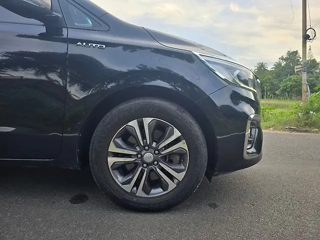Used Kia Carnival [2020-2023] Premium 7 STR in Chennai