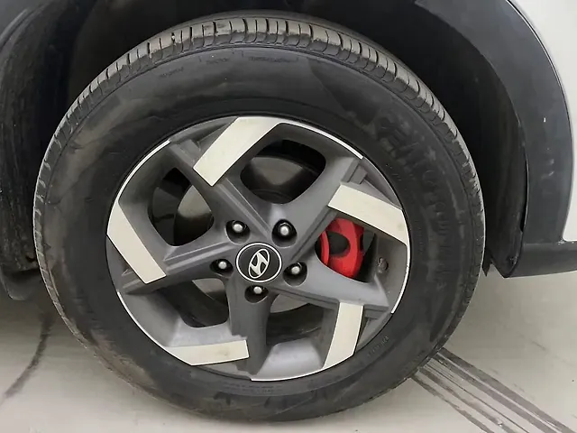 Used Hyundai Venue [2023-2025] SX 1.5 Diesel in Hyderabad