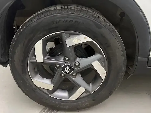 Used Hyundai Venue [2023-2025] SX 1.5 Diesel in Hyderabad