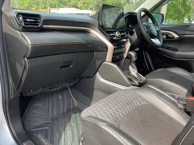 Used Maruti Suzuki Grand Vitara Alpha Plus Intelligent Hybrid e-CVT in Mumbai