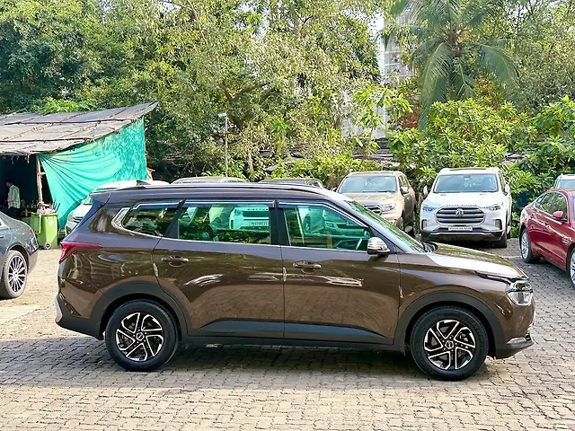 Used Kia Carens [2022-2023] Prestige Plus 1.4 Petrol MT 7 STR in Mumbai