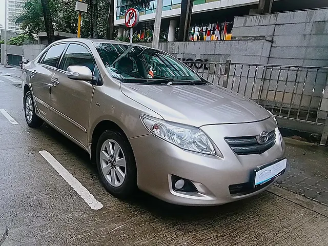 Used 2010 Toyota Corolla Altis in Mumbai Used 2010 Toyota Corolla Altis in Mumbai