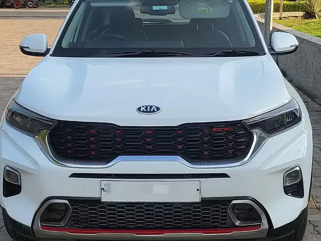Used 2020 Kia Sonet in Indore
