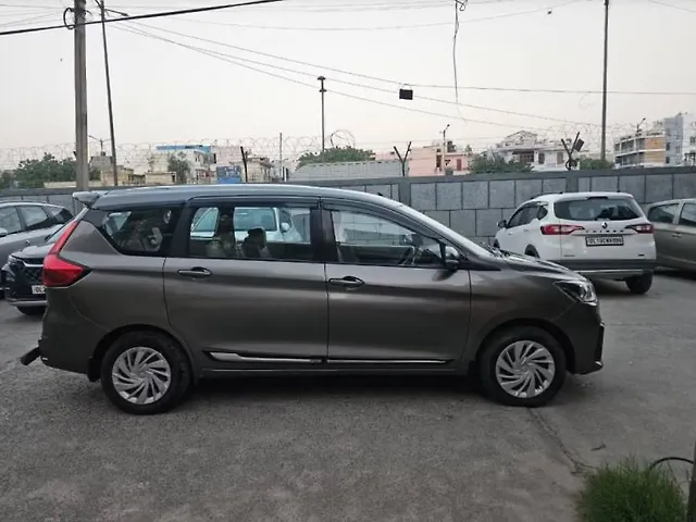 Used Maruti Suzuki Ertiga VXi (O) CNG [2022-2023] in Delhi