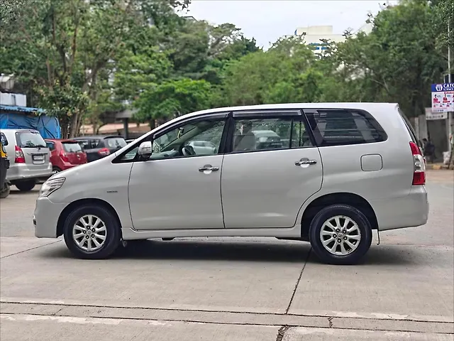 Used Toyota Innova [2013-2014] 2.5 VX 8 STR BS-III in Mumbai