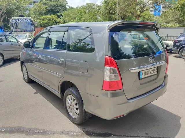 Used Toyota Innova [2005-2009] 2.5 V 7 STR in Mumbai