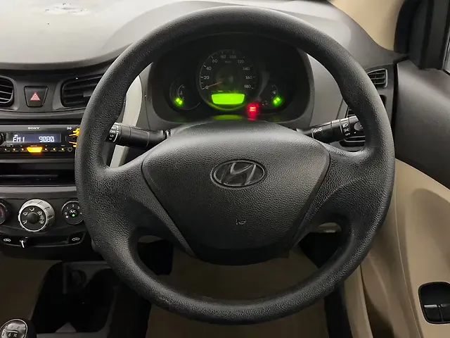 Used Hyundai Eon Era + in Lucknow