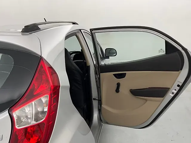 Used Hyundai Eon Era + in Lucknow