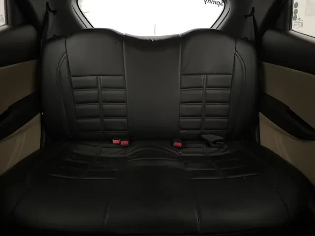 Used Hyundai Eon Era + in Lucknow