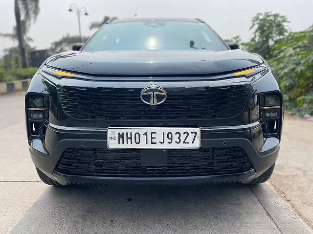 Used 2023 Tata Safari in Mumbai Used 2023 Tata Safari in Mumbai