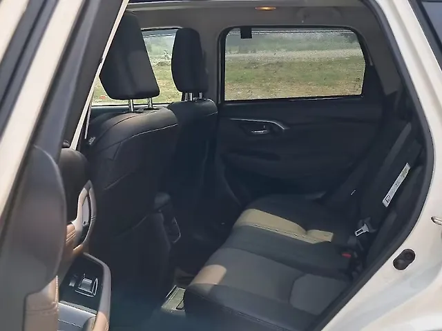 Used Toyota Urban Cruiser Hyryder V Hybrid [2023-2025] in Delhi