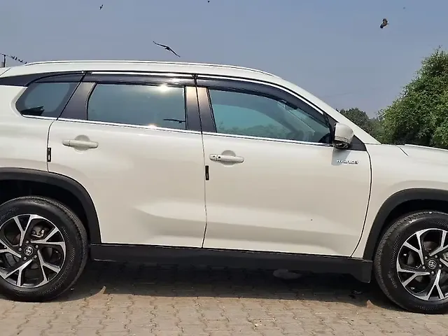 Used Toyota Urban Cruiser Hyryder V Hybrid [2023-2025] in Delhi