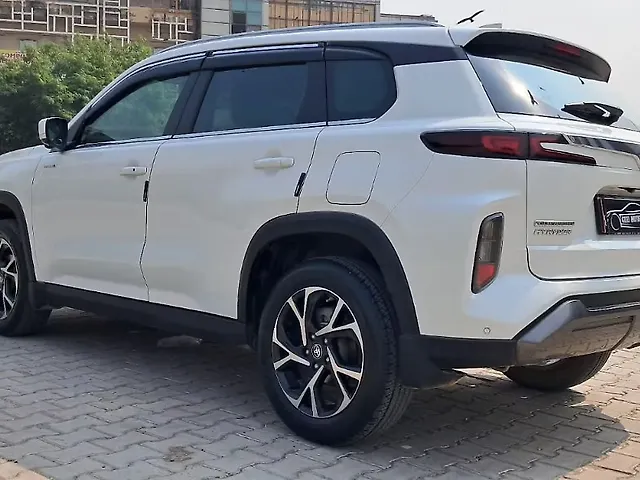 Used Toyota Urban Cruiser Hyryder V Hybrid [2023-2025] in Delhi