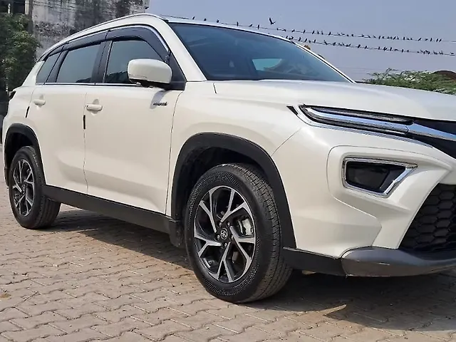 Used Toyota Urban Cruiser Hyryder V Hybrid [2023-2025] in Delhi