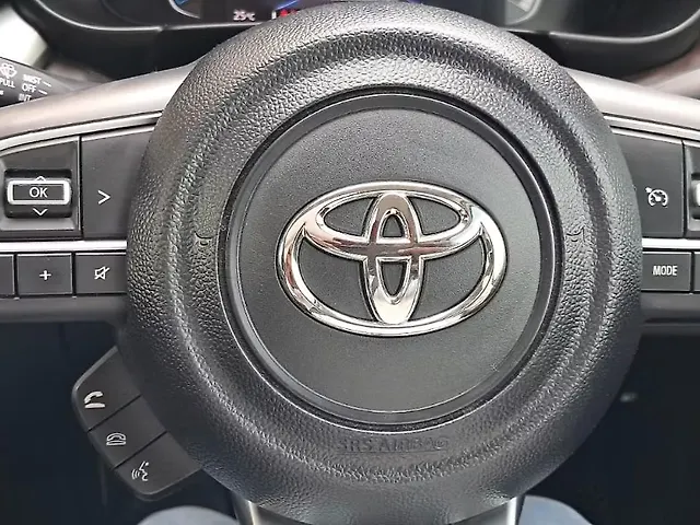 Used Toyota Urban Cruiser Hyryder V Hybrid [2023-2025] in Delhi