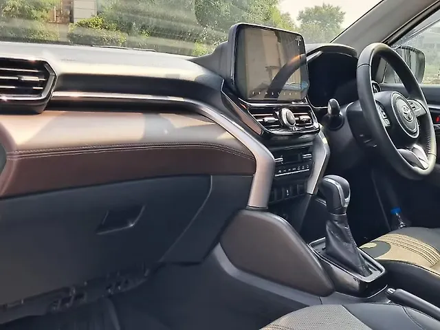 Used Toyota Urban Cruiser Hyryder V Hybrid [2023-2025] in Delhi