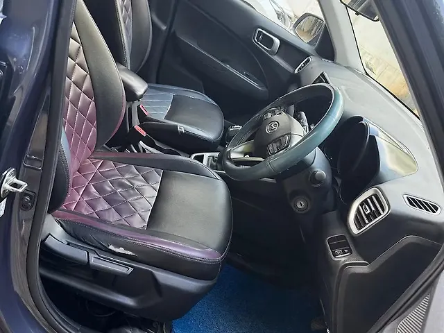 Used Hyundai Venue [2023-2025] SX 1.5 Diesel in Hyderabad