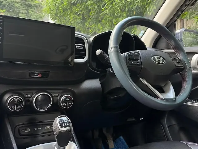 Used Hyundai Venue [2023-2025] SX 1.5 Diesel in Hyderabad