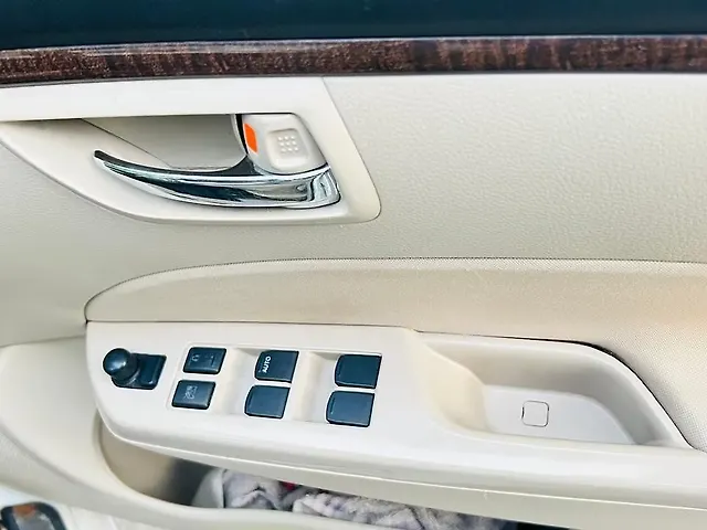 Used Maruti Suzuki Swift DZire [2011-2015] VDI in Hyderabad