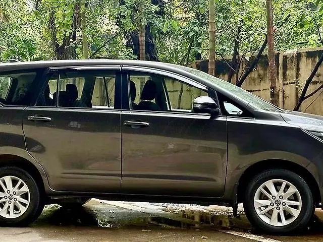 Used Toyota Innova [2015-2016] 2.5 GX BS IV 8 STR in Mumbai