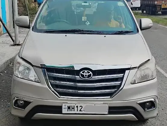 Used 2013 Toyota Innova in Pune