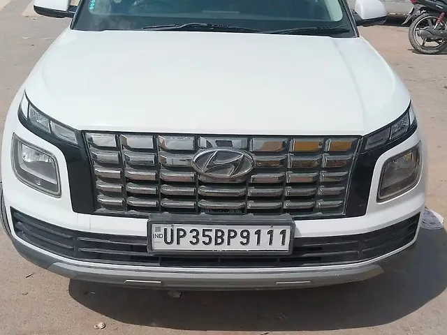 Used 2023 Hyundai Venue in Unnao
