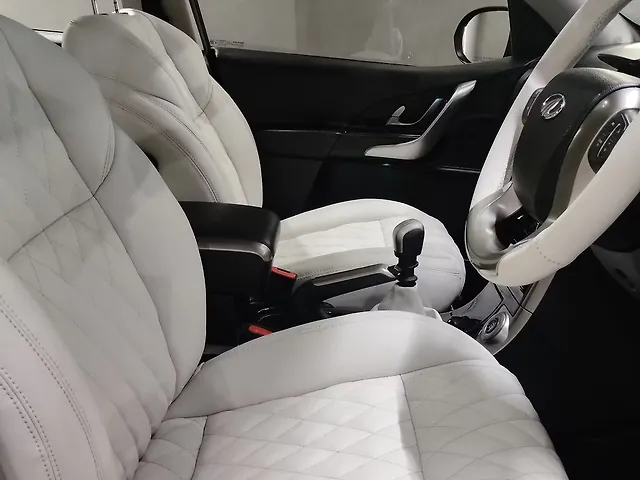 Used Mahindra XUV500 W9 [2018-2020] in Delhi