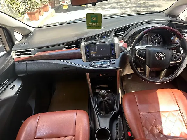 Used Toyota Innova Crysta [2016-2020] 2.4 V Diesel in Mumbai