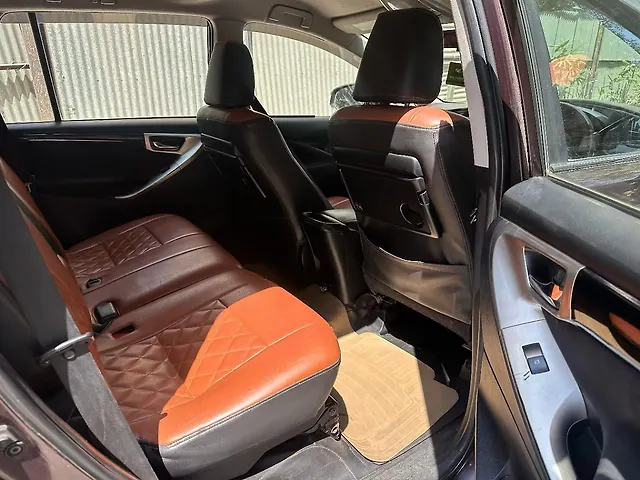 Used Toyota Innova Crysta [2016-2020] 2.4 V Diesel in Mumbai