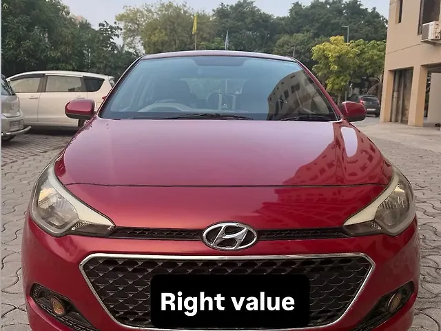 Used 2016 Hyundai i20 Active in Lucknow Used 2016 Hyundai i20 Active in Lucknow