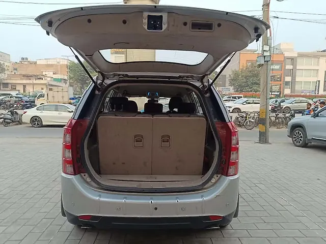 Used Mahindra XUV500 [2015-2018] W6 AT 1.99 in Delhi