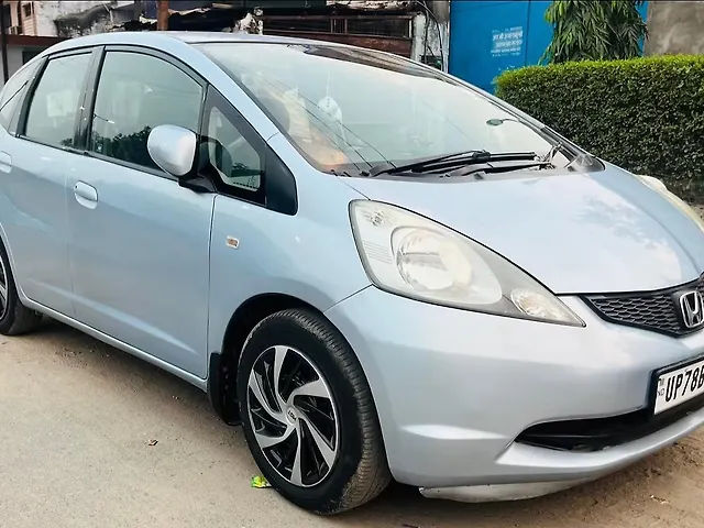 Used 2010 Honda Jazz in Kanpur Used 2010 Honda Jazz in Kanpur