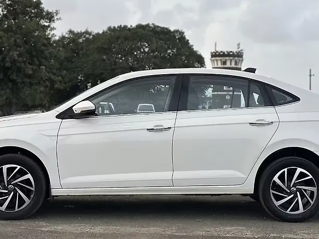 Used Volkswagen Virtus Topline 1.0 TSI AT in Mumbai