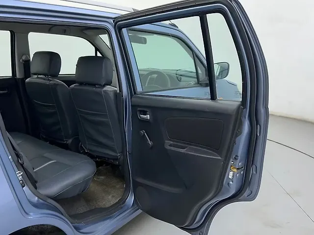 Used Maruti Suzuki Wagon R [1999-2006] LXi in Ahmedabad