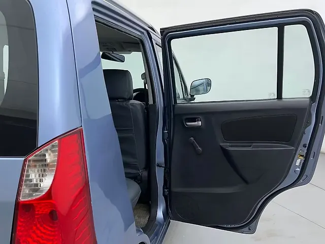 Used Maruti Suzuki Wagon R [1999-2006] LXi in Ahmedabad