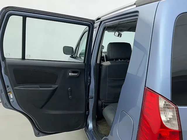 Used Maruti Suzuki Wagon R [1999-2006] LXi in Ahmedabad