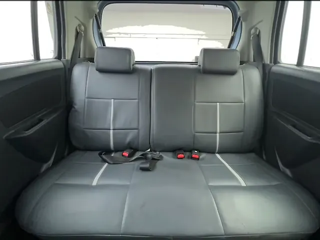 Used Maruti Suzuki Wagon R [1999-2006] LXi in Ahmedabad