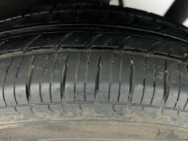 Used Maruti Suzuki Wagon R [1999-2006] LXi in Ahmedabad