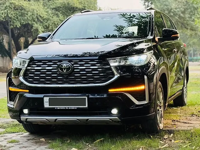 Used Toyota Innova Hycross ZX (O) Hybrid (Electric + Petrol) Automatic (e-CVT) 7 STR in Meerut