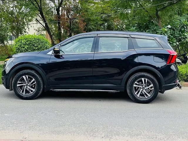 Used Mahindra Old Generation XUV700 AX 5 Diesel AT 7 STR [2021] in Meerut