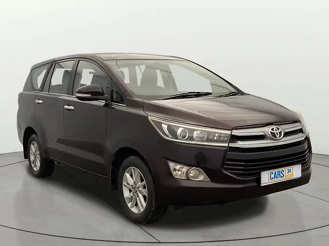 Used 2016 Toyota Innova Crysta in Lucknow