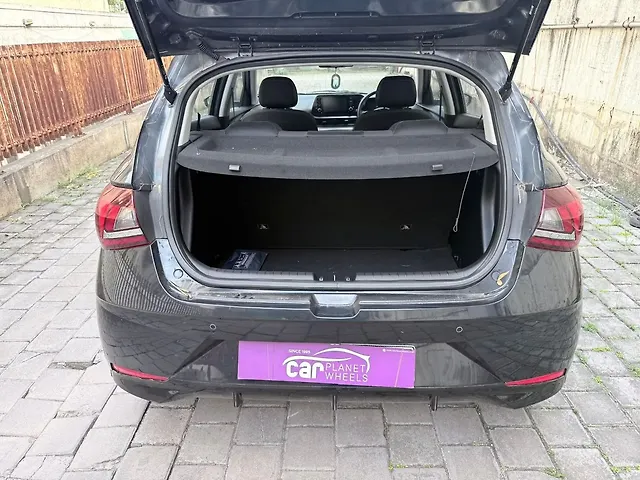 Used Hyundai i20 [2020-2023] Sportz 1.2 IVT [2020-2023] in Mumbai