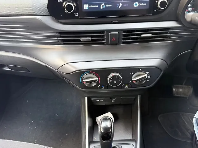 Used Hyundai i20 [2020-2023] Sportz 1.2 IVT [2020-2023] in Mumbai