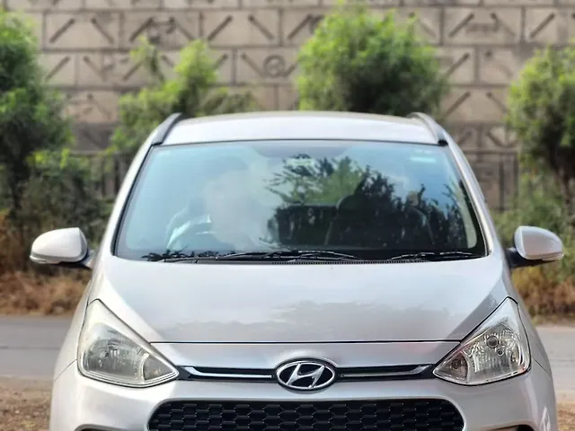 Used 2017 Hyundai Grand i10 in Nashik Used 2017 Hyundai Grand i10 in Nashik