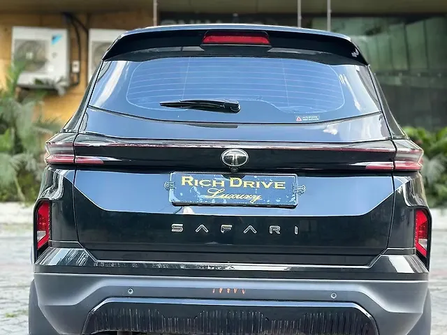 Used Tata Safari Accomplished Plus 7 STR Stealth Edition AT in Nagpur