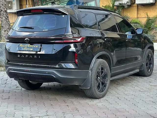 Used Tata Safari Accomplished Plus 7 STR Stealth Edition AT in Nagpur